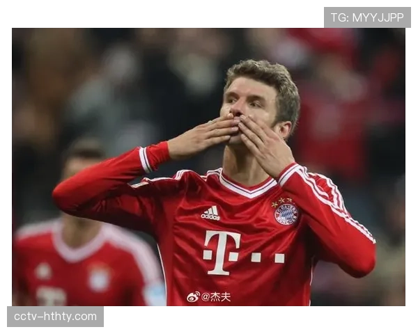 官方:托马斯-穆勒与拜仁慕尼黑续约一年,至2027年夏天 官方:托马斯-穆勒与拜仁慕尼黑续约一年,至2027年夏天